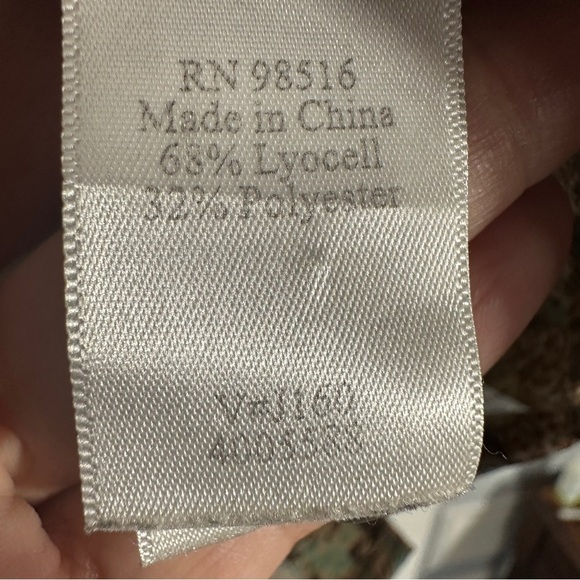 Coldwater Creek sz. L (14-16) sheer blouse, button front, brown floral, fall - Picture 6 of 12